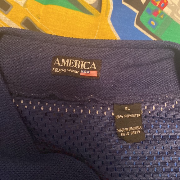 Yankees button up - Picture 2 of 2